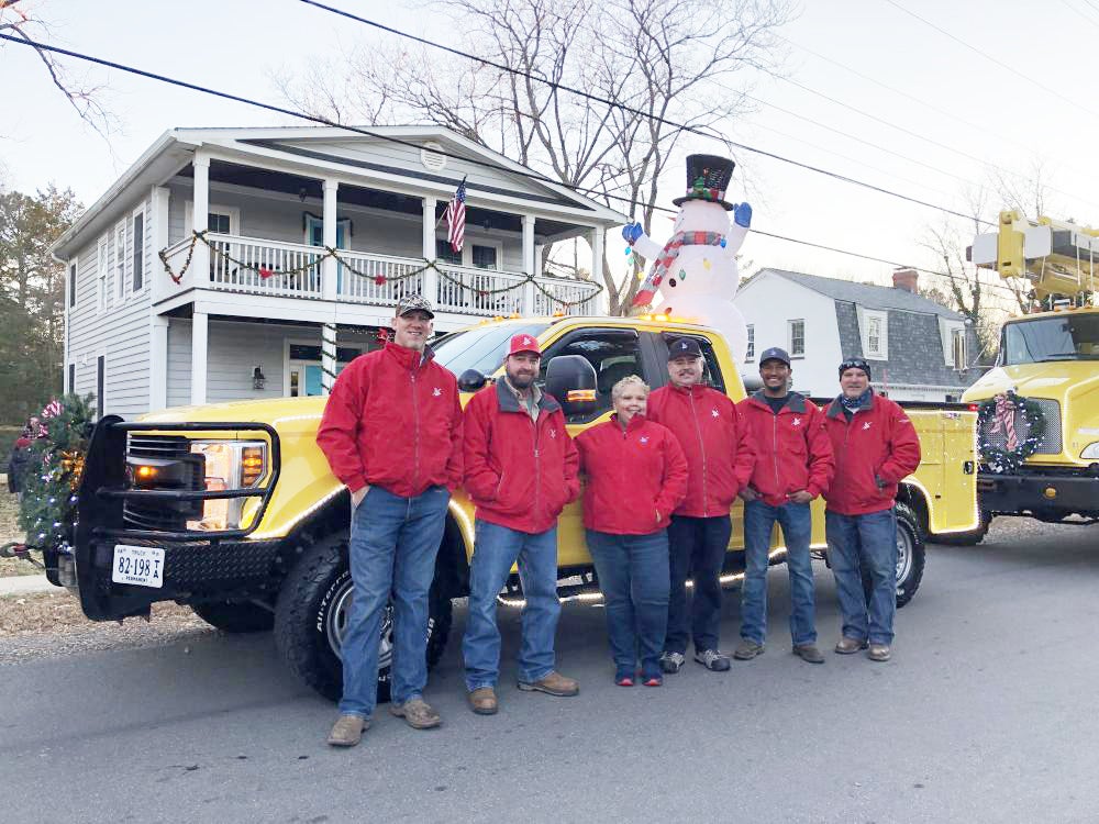 REC Joins Holiday Festivities at Bowling Green Christmas Parade myrec